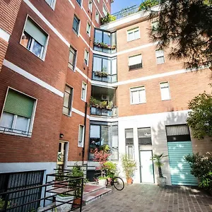 Anacreonte 7 , Milano Italia